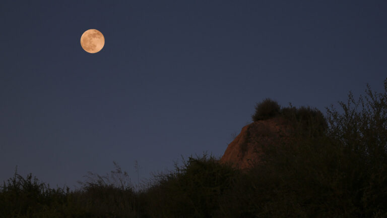 Qinghai Ming Great Wall-Datong Section - The Bright Moon reflects the Great Wall